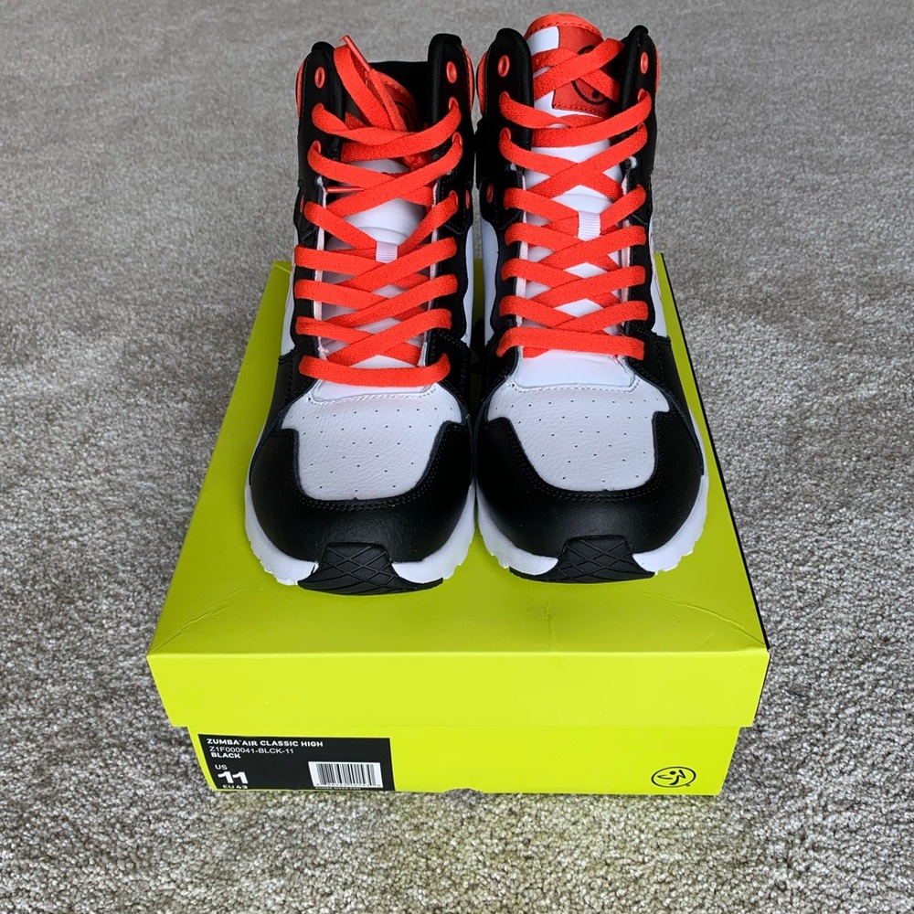 Zumbawear sneakers